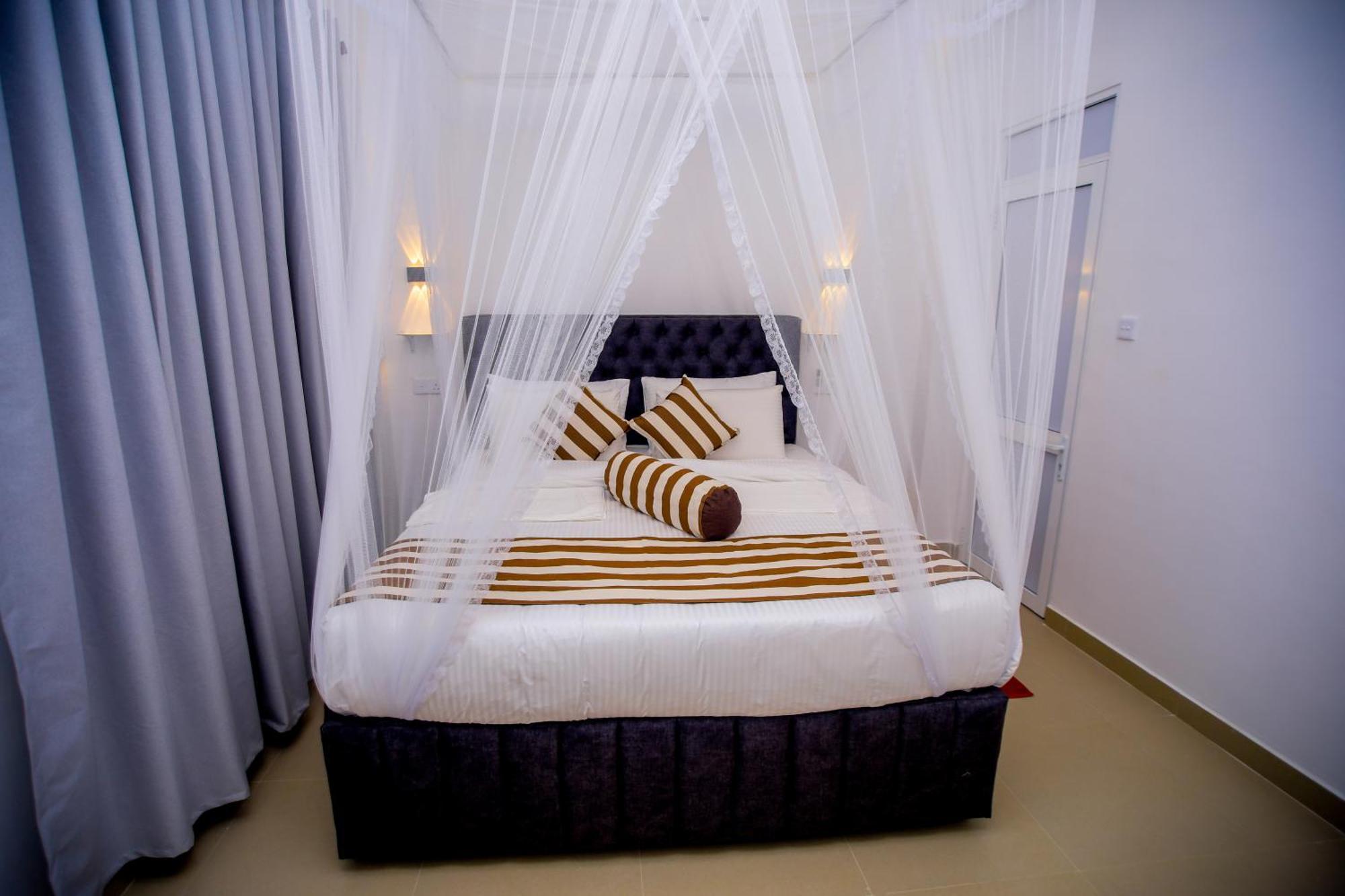Ella Nimal Nest Inn Екстер'єр фото